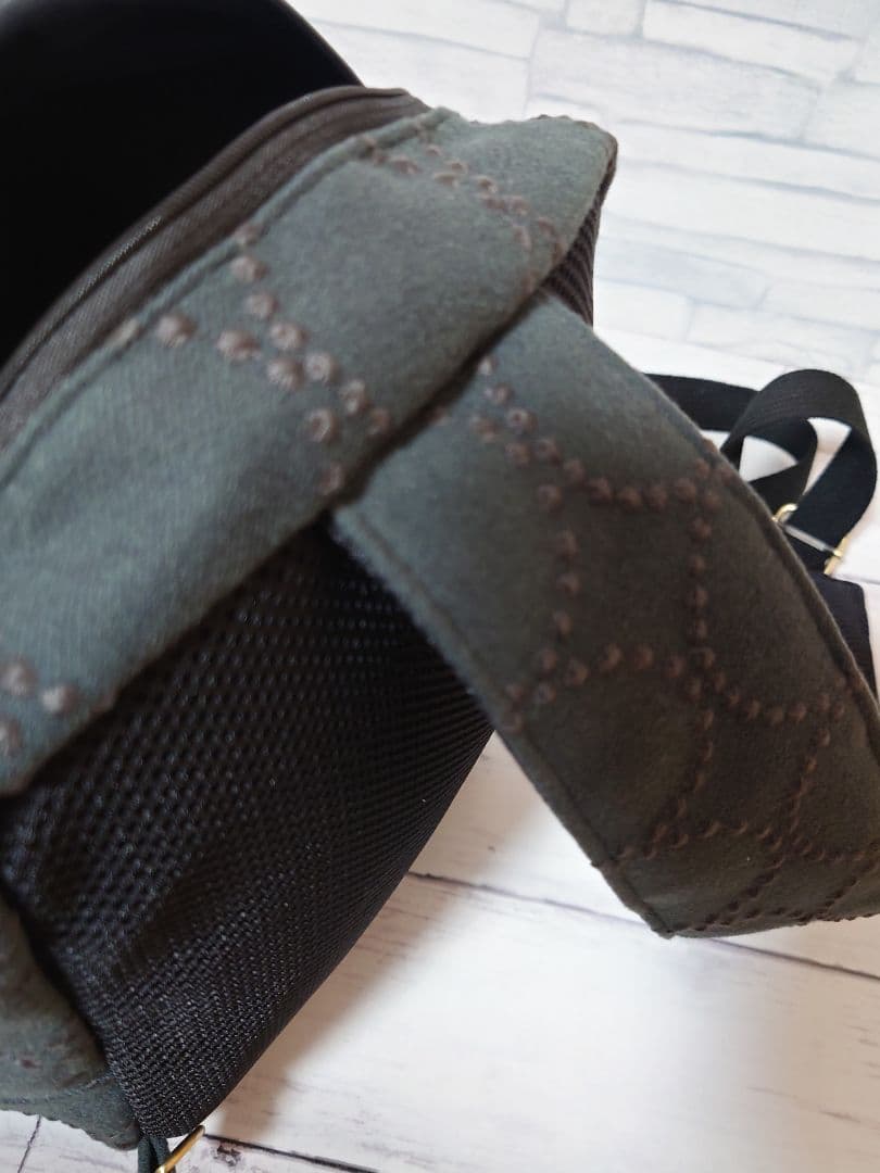 ダークグリーン　ミナペルホネン　dopタンバリン　ボディバッグ