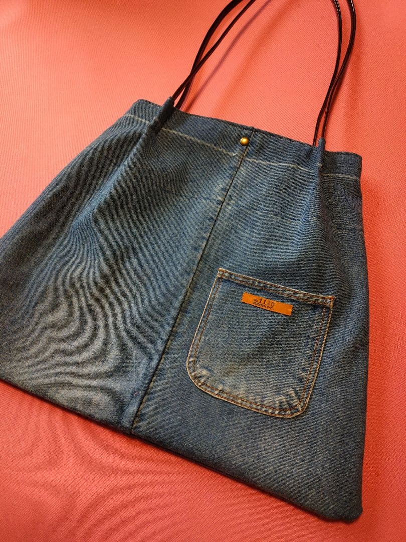 コヤンイサムチョン　ジョーズ　デニムリメイクトートバッグ　肩かけ