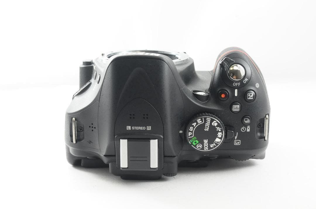 ❤️シャッター数わずか427枚❤️スマホ転送❤️Nikon D5200 1228