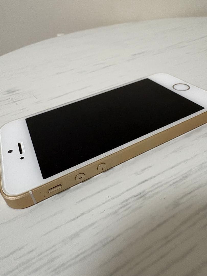 iPhone SE 第１世代　128GB ゴールド　バッテリー82%