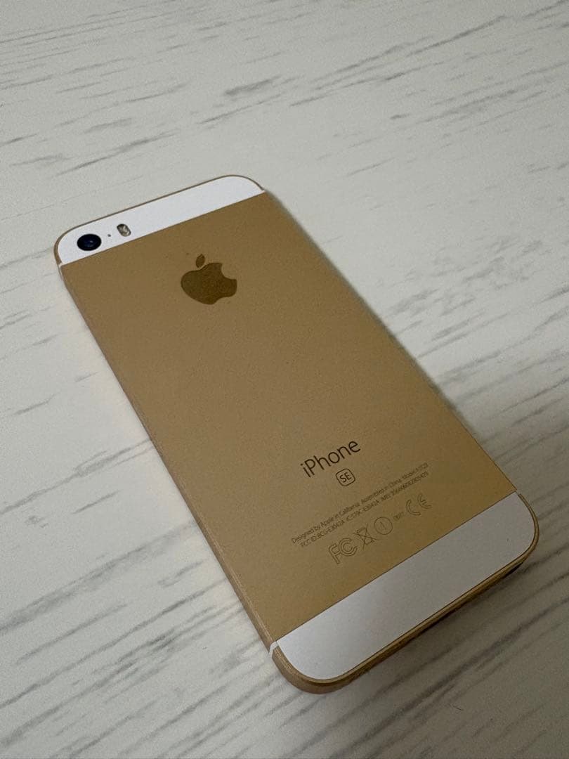 iPhone SE 第１世代　128GB ゴールド　バッテリー82%