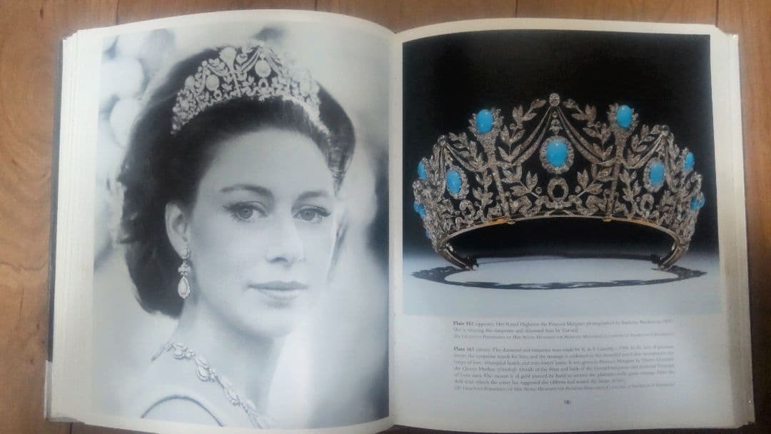 書 TIARAS: A History of Splendour