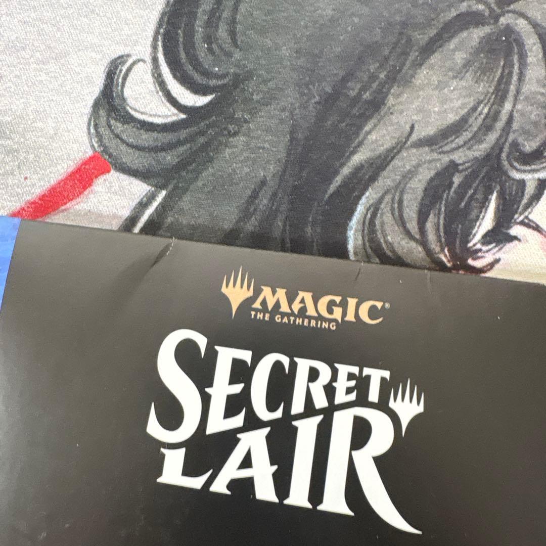 MTG Jaws x Secret lair レインボウfoil