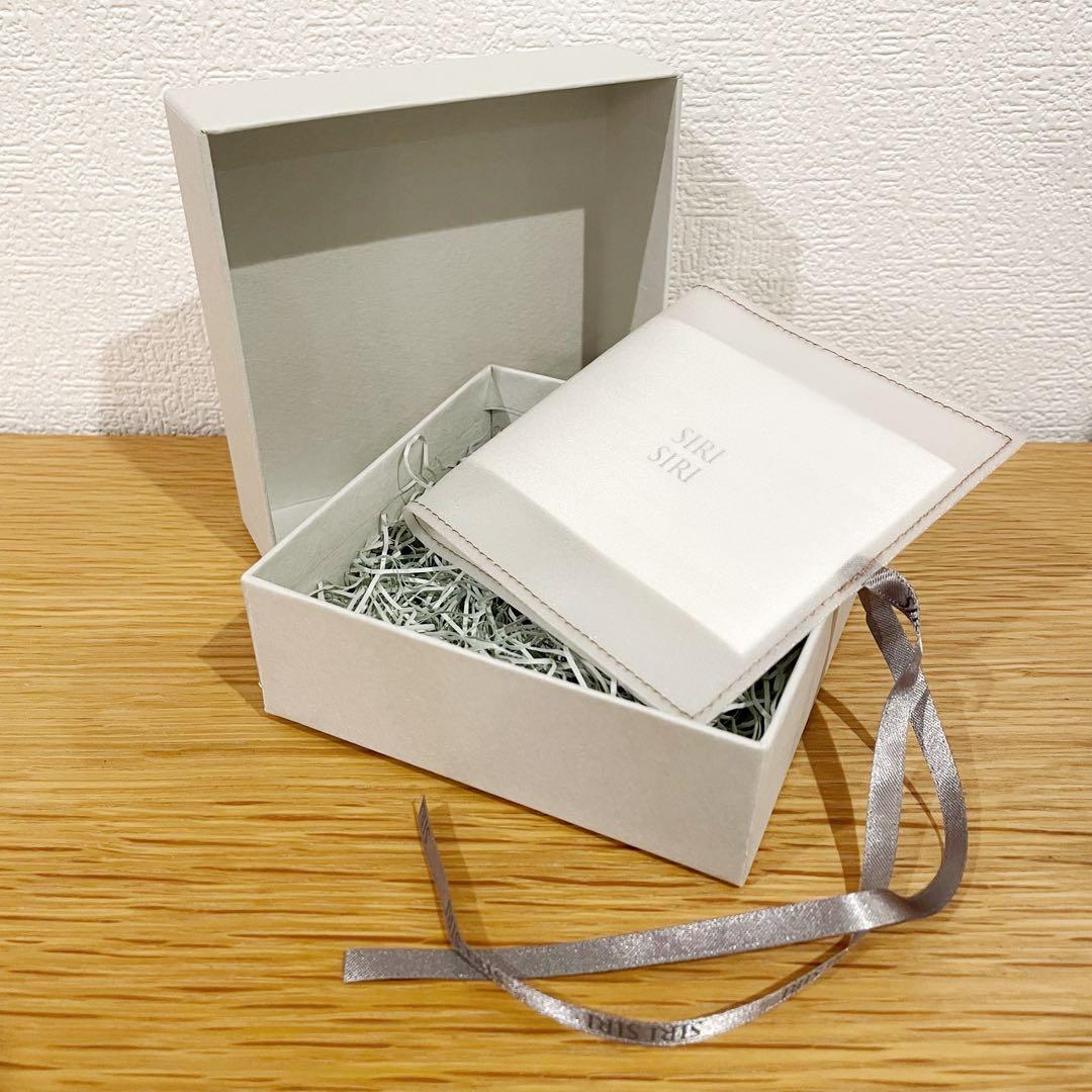 【美品】SIRISIRI KIRIKO ピアス EUCALYPTUS K14GF