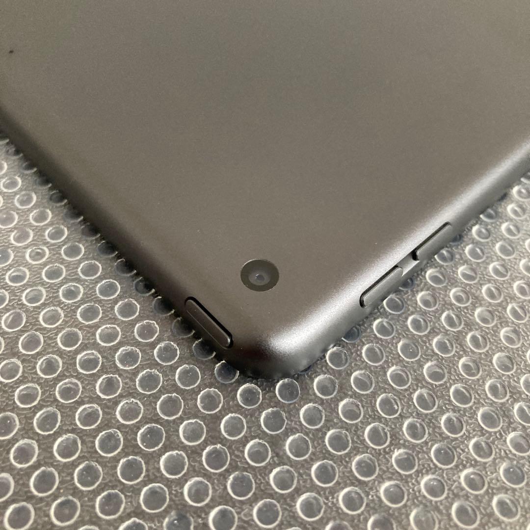 3287【早い者勝ち】iPad7 第7世代 32GB WIFIモデル☆
