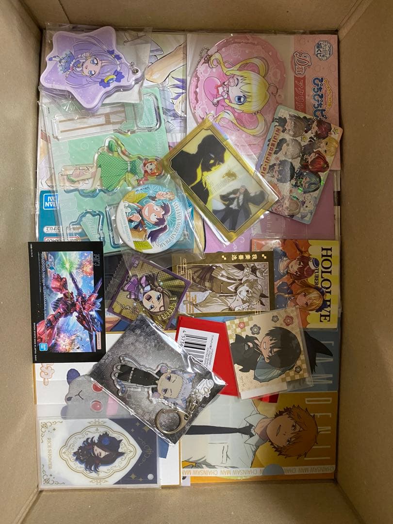 アニメグッズ ノンジャンル 雑貨　大量　まとめ売り　小物　薄物　100サイズ