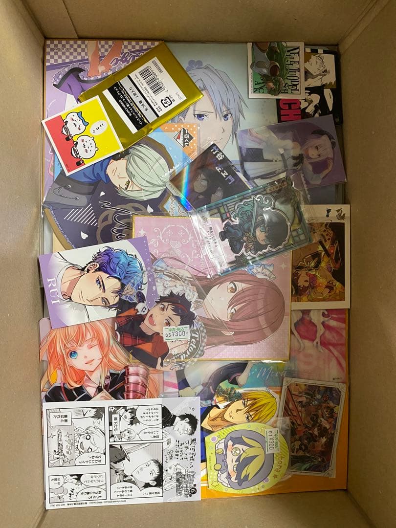 アニメグッズ ノンジャンル 雑貨　大量　まとめ売り　小物　薄物　100サイズ