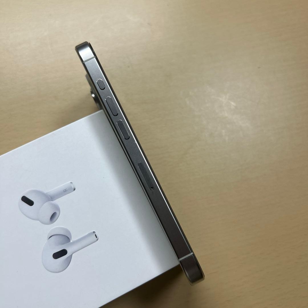 iPhone15 Pro 256GB SIMフリー　割れなし