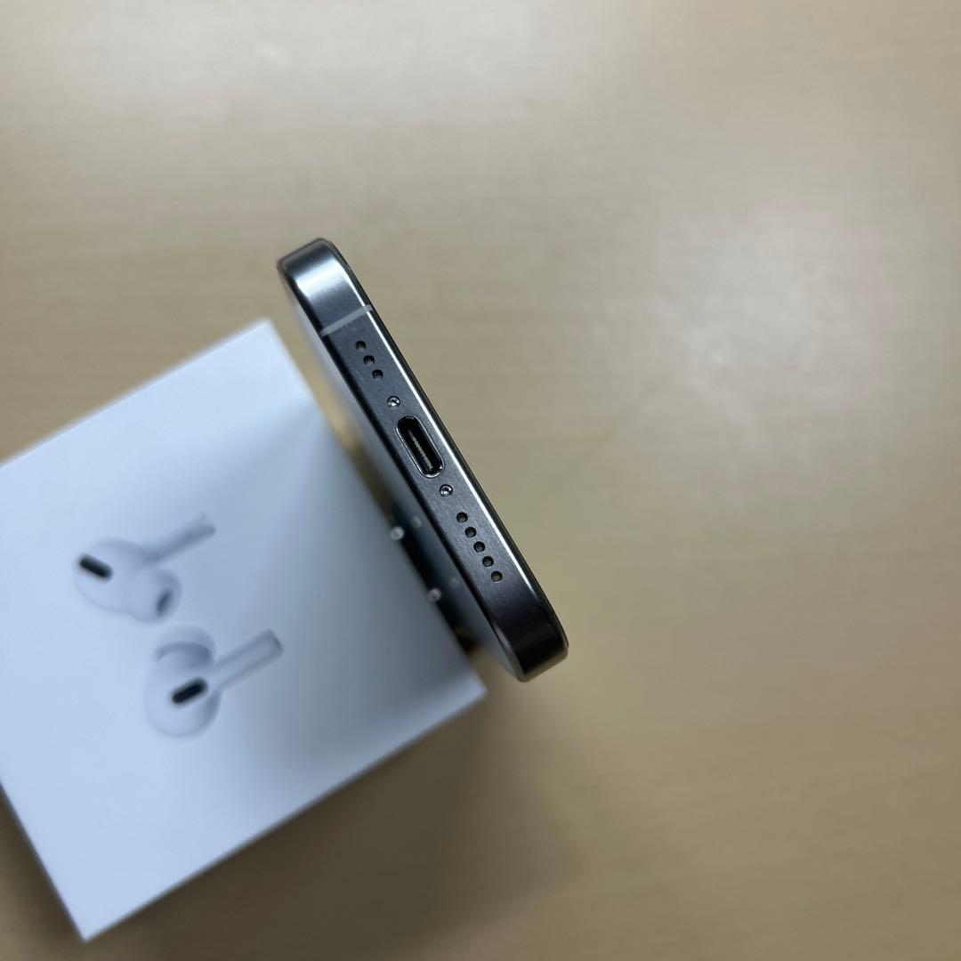 iPhone15 Pro 256GB SIMフリー　割れなし