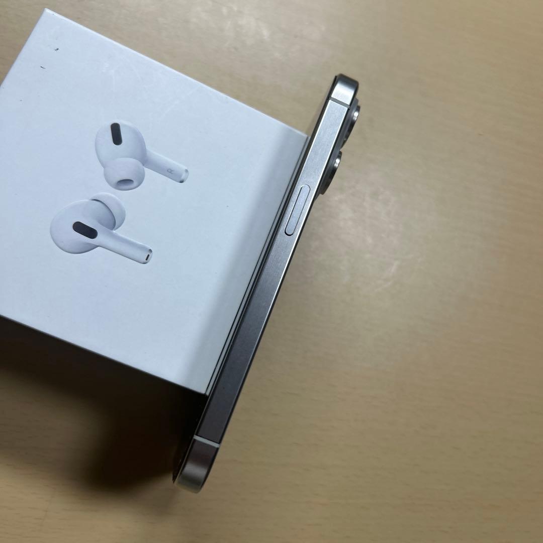 iPhone15 Pro 256GB SIMフリー　割れなし