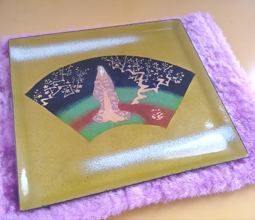 骨董品 七宝皿 宮内庁御用達 安藤七宝店製 七宝焼 藤夜叉 飾皿 美人画