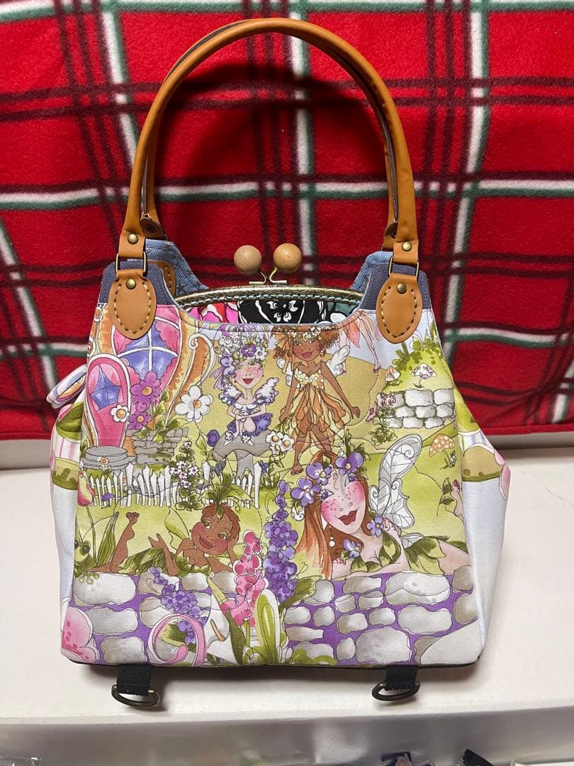 ロラライハリス 煽りがま口バッグ