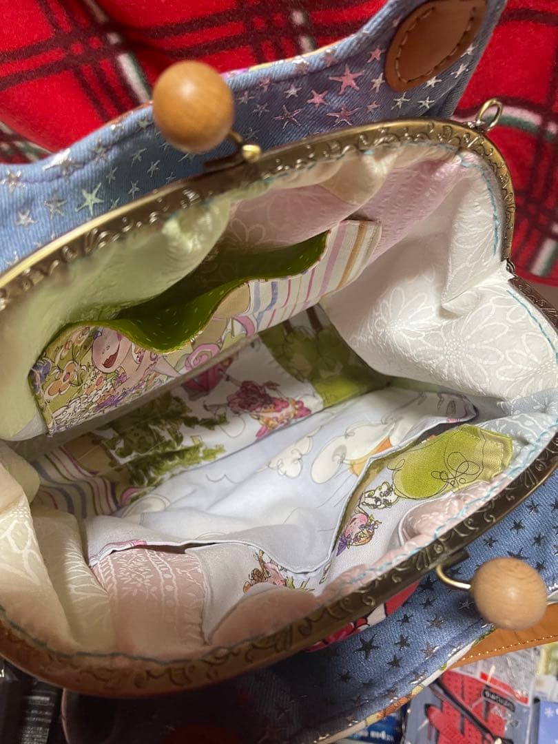 ロラライハリス 煽りがま口バッグ