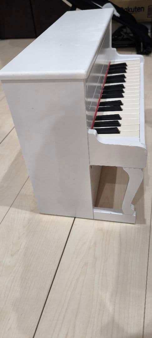 KAWAI　アップライトピアノ　白　ミニピアノ　中古品