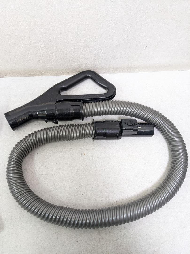 TOSHIBA VC-PJ7A-N 紙パック式掃除機 2021年製