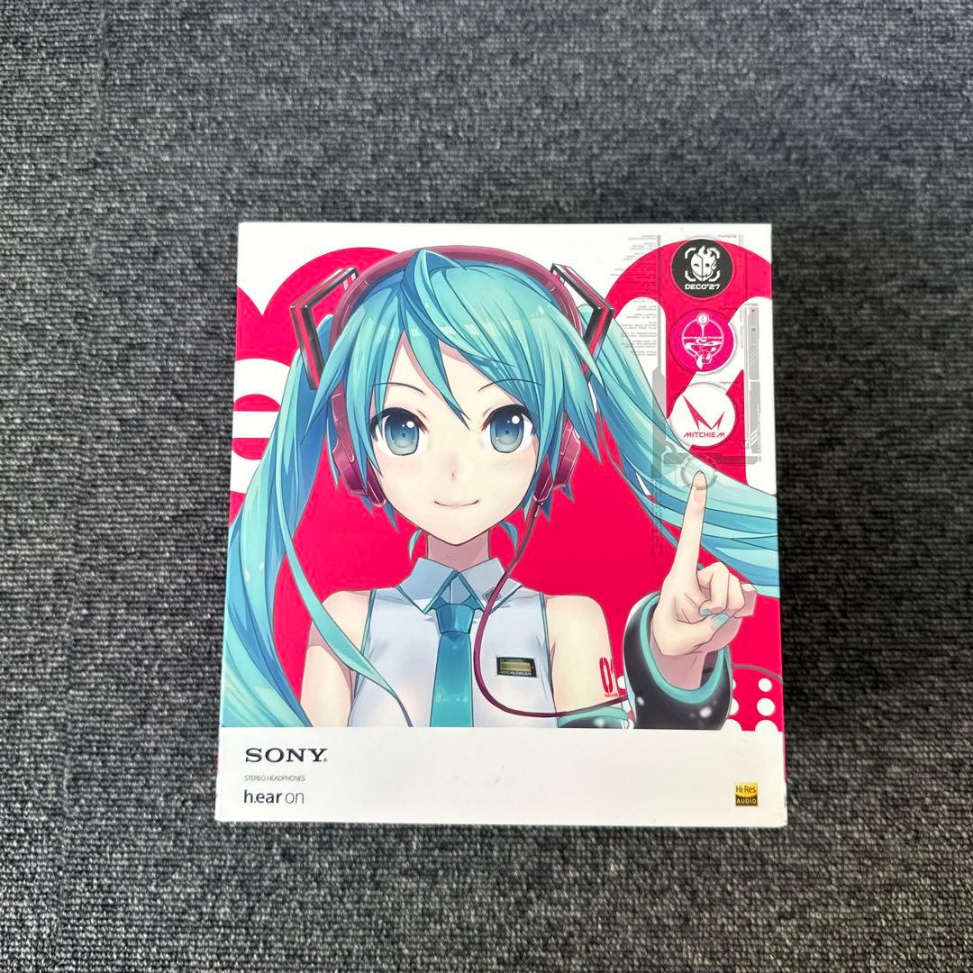 初音ミク　10周年記念モデル　SONY MDR-100A