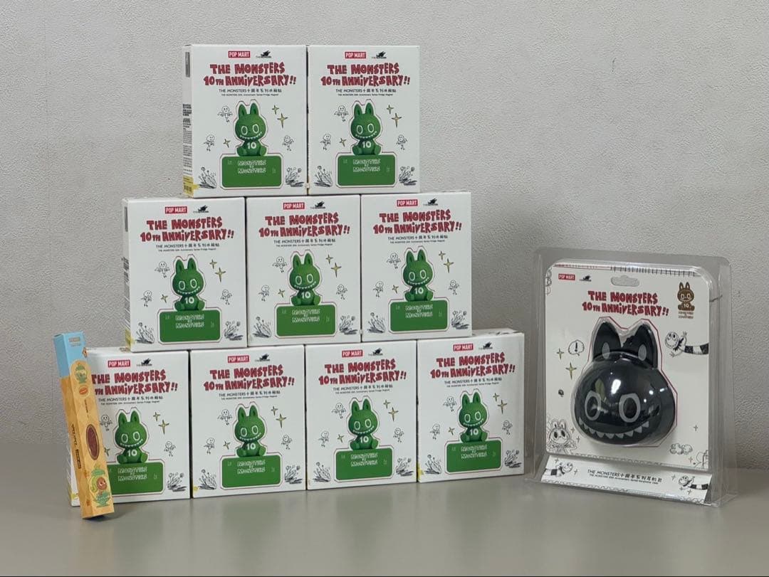 ◾️ラブブ 10周年 マグネット　コンプリート9種➕イヤホンケースセット