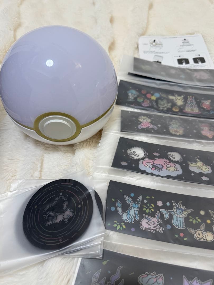 モンスターボール型ルームプロジェクターライト