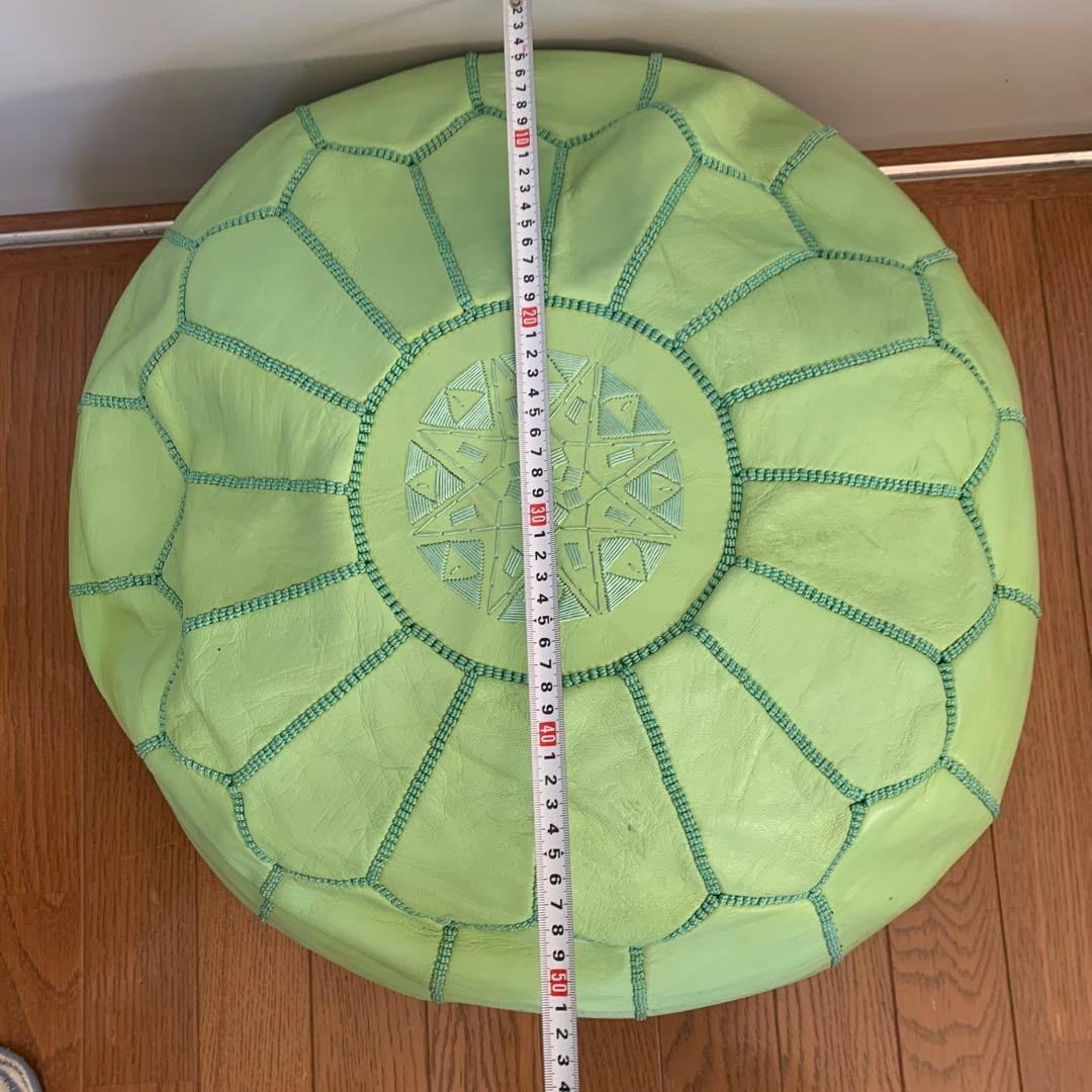 ◆美品◆ モロッコ産　クッション 革 刺繍 グリーン 可愛い