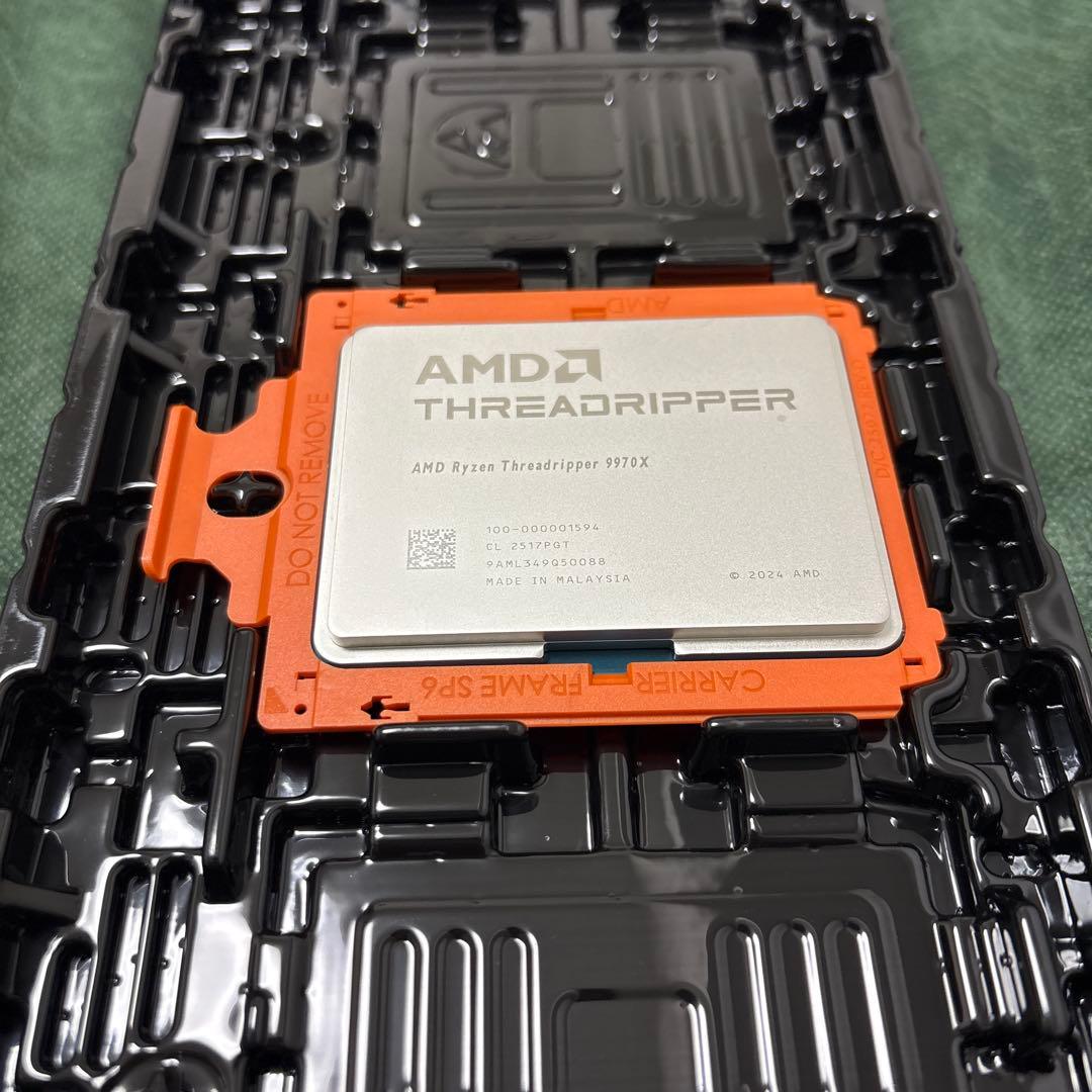 CPU AMD Ryzen Threadripper 9970X CPU