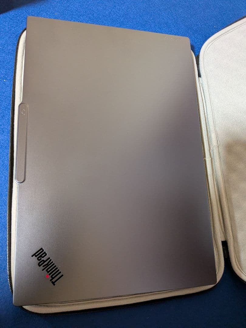 フルスペックThinkPad X9 15 Gen 1 Aura Edition