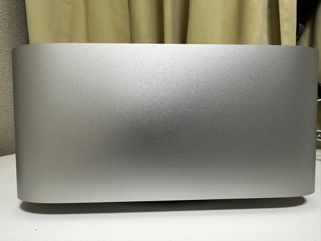 Macデスクトップ Mac Studio (M1 Max) 32GB/512GB MJMV3J/A