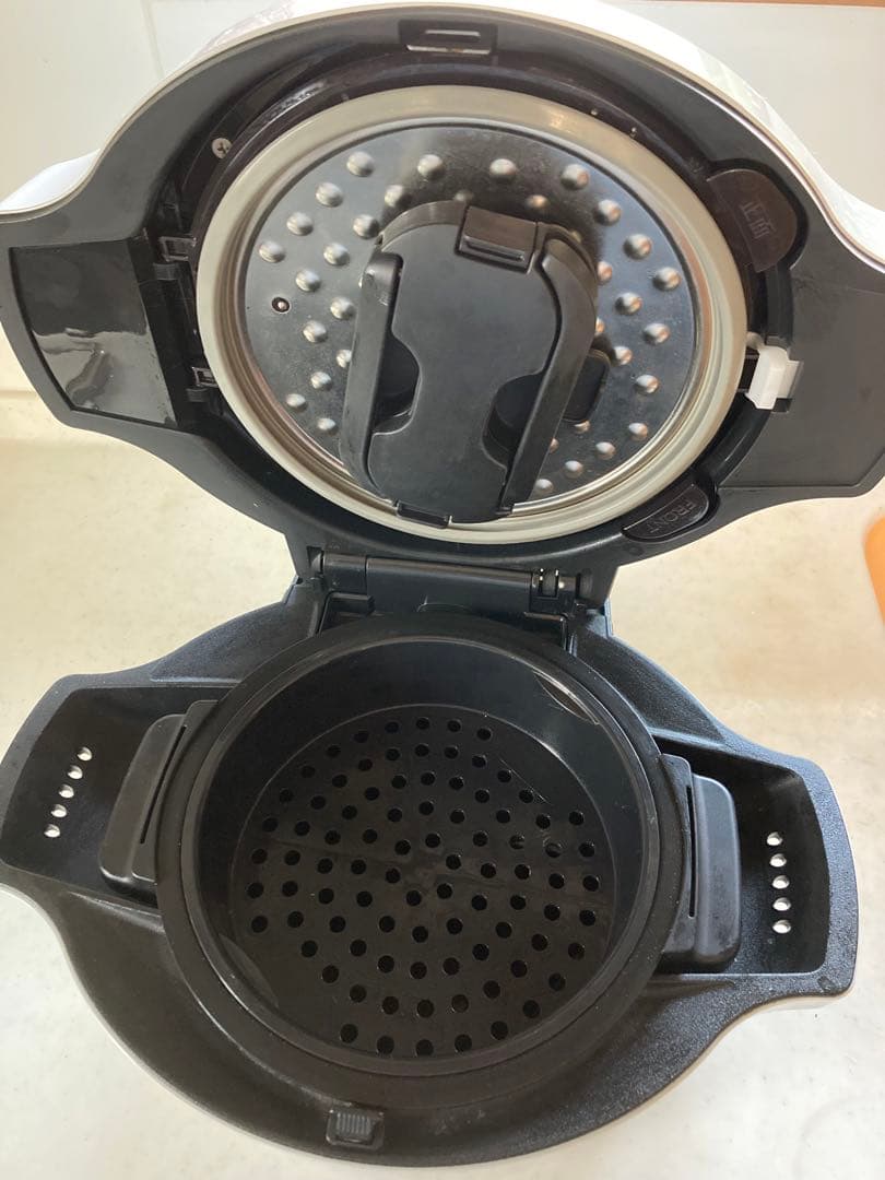 ほし　ヘルシオ　ホットクックKN-HW16F-W