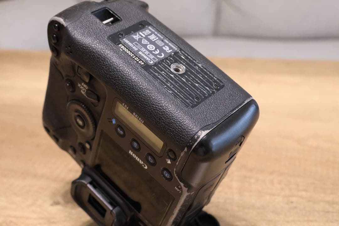 Canon EOS 1DX ボディ フルサイズ一眼レフカメラ