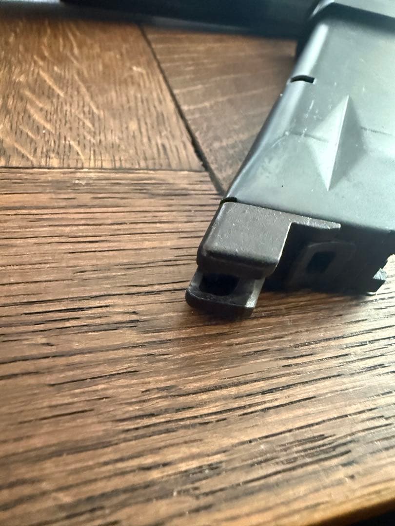 ジャンク品 鑑賞用 KSC M93R AUTO9 ロボコップ