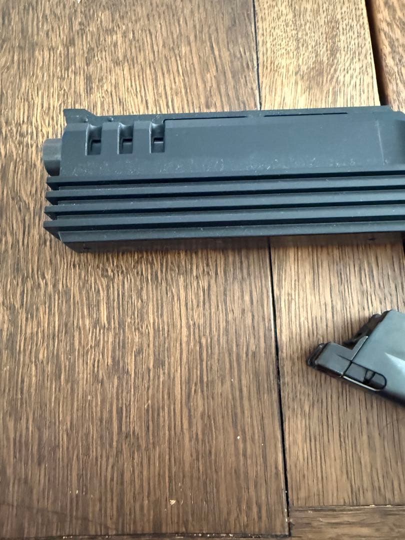 ジャンク品 鑑賞用 KSC M93R AUTO9 ロボコップ