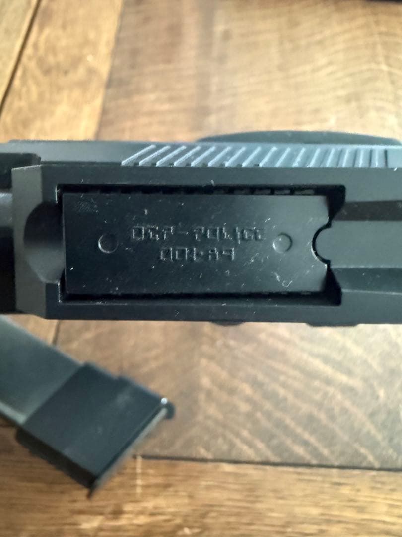 ジャンク品 鑑賞用 KSC M93R AUTO9 ロボコップ