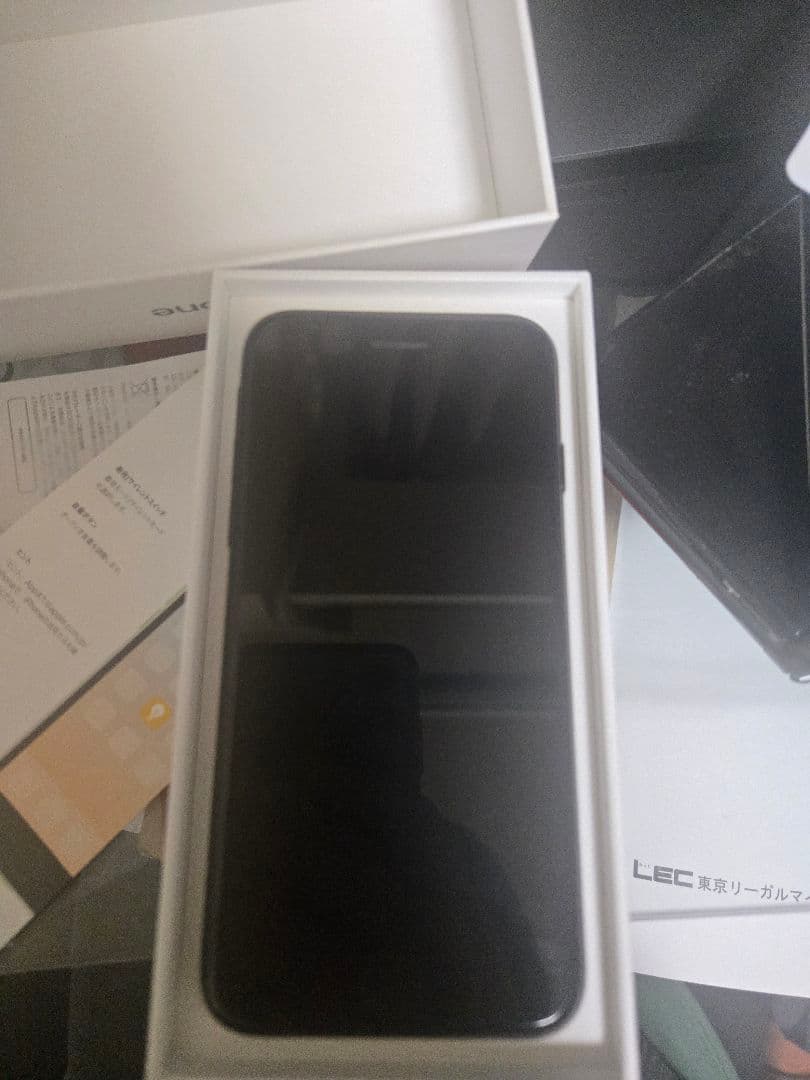 iPhone SE 第2世代 128GB SIMロックなし　ブラック