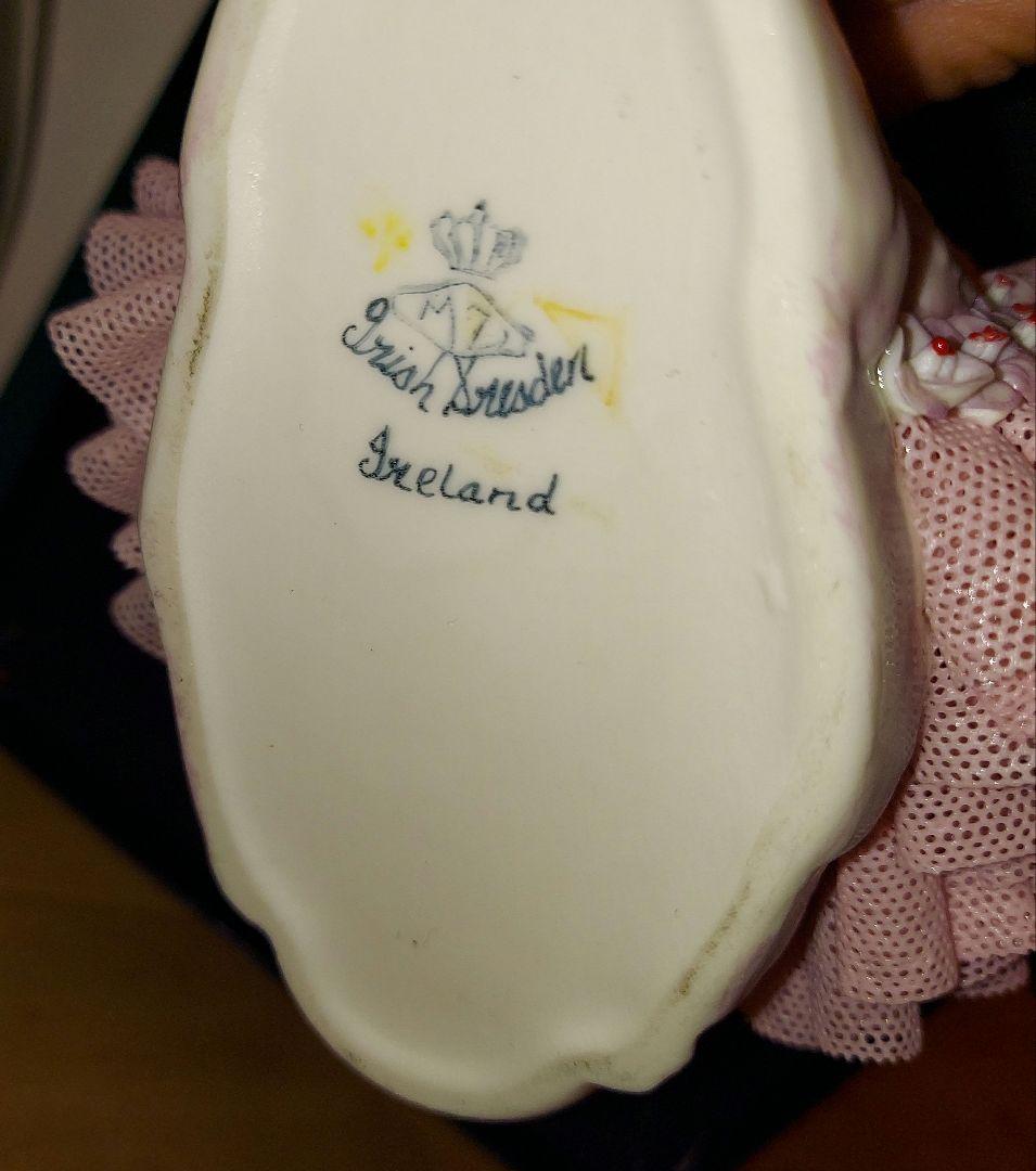 Irish Dresden Ireland　白鳥　レース　ピンク　置物