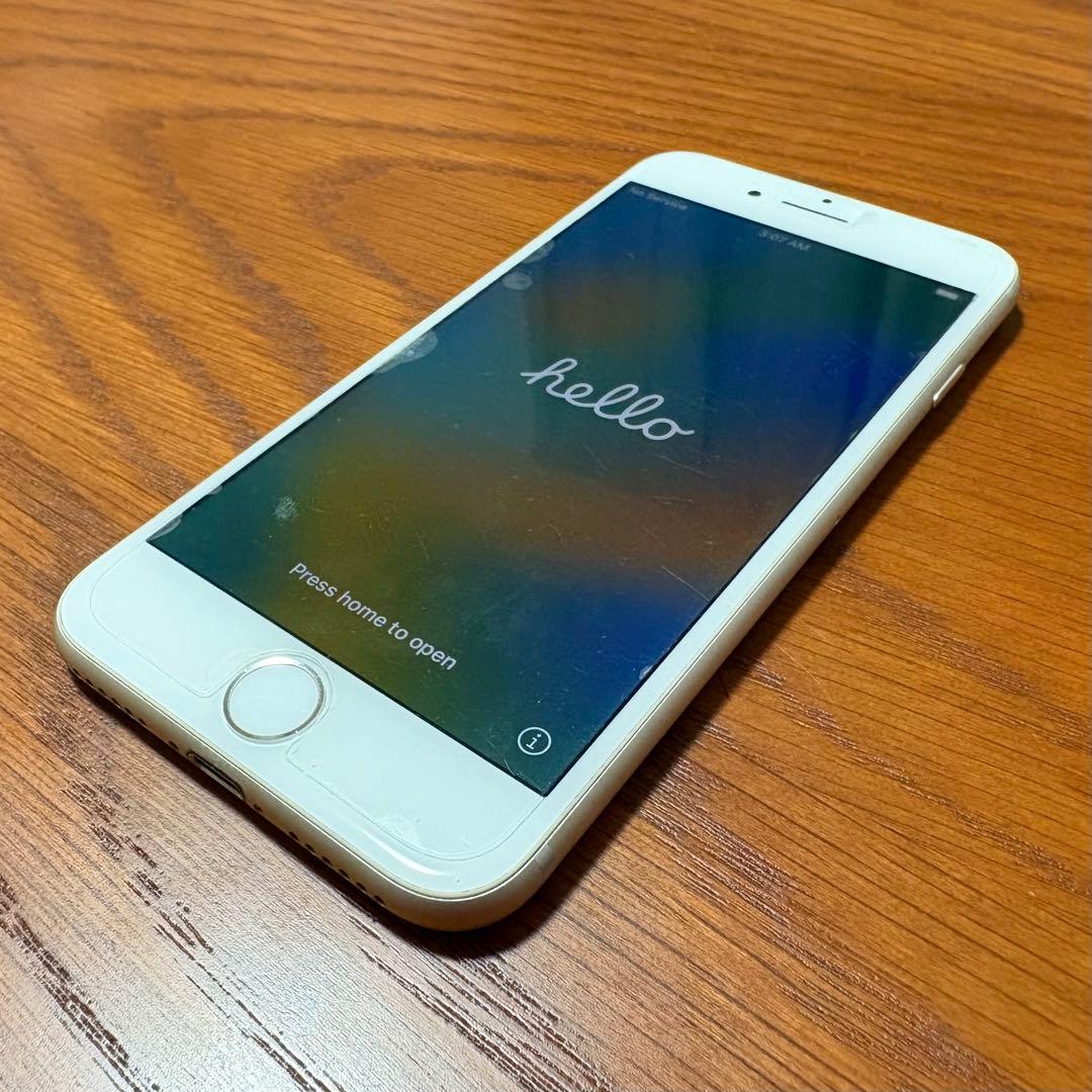 iPhone 8 64GB ホワイト 本体のみ