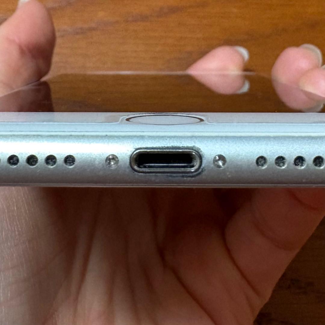 iPhone 8 64GB ホワイト 本体のみ