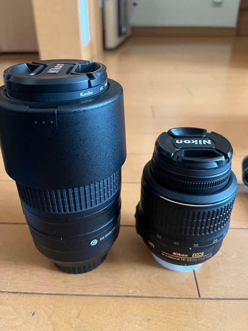ショット数少：Nikon D5100 18-55/55-300VR Kit