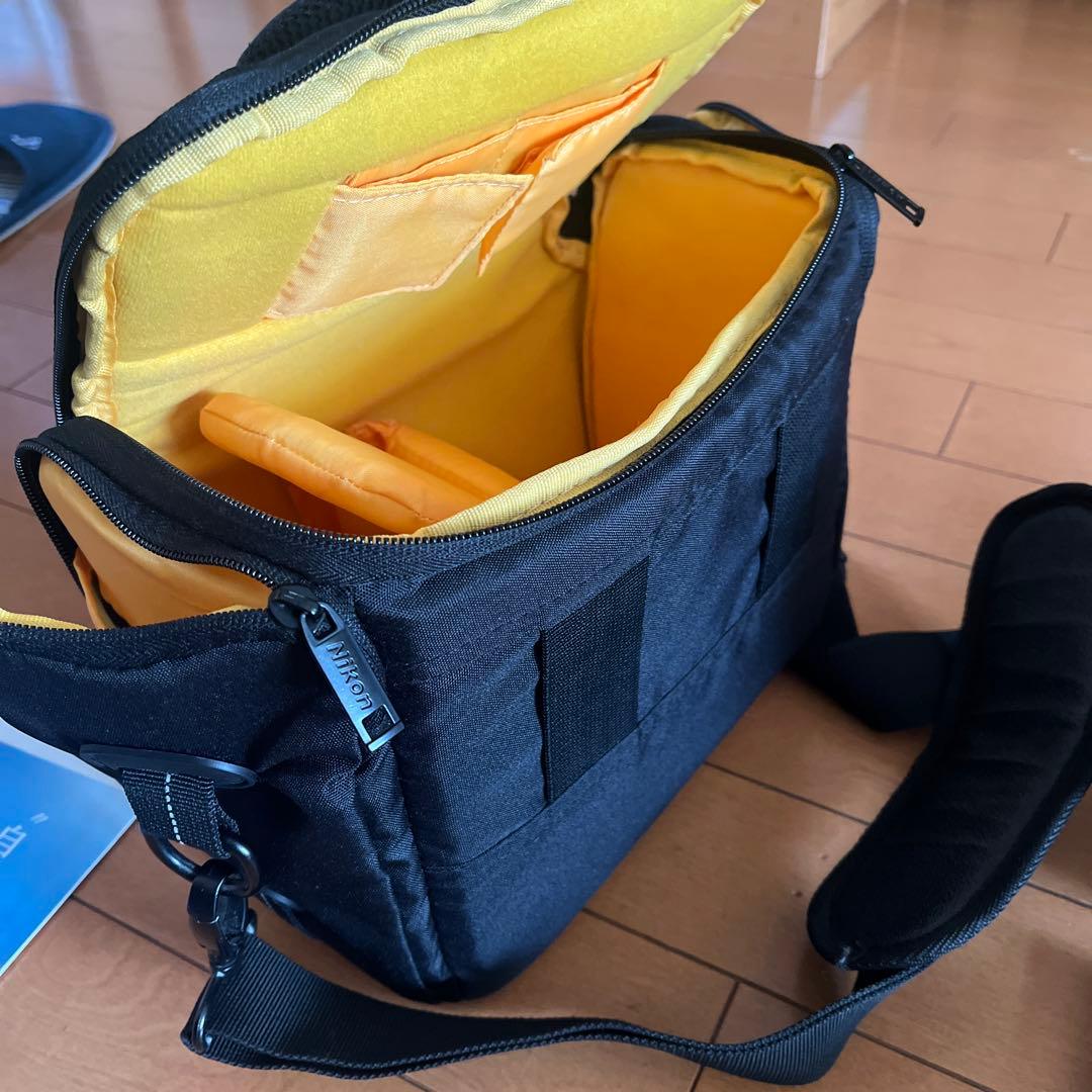 ショット数少：Nikon D5100 18-55/55-300VR Kit