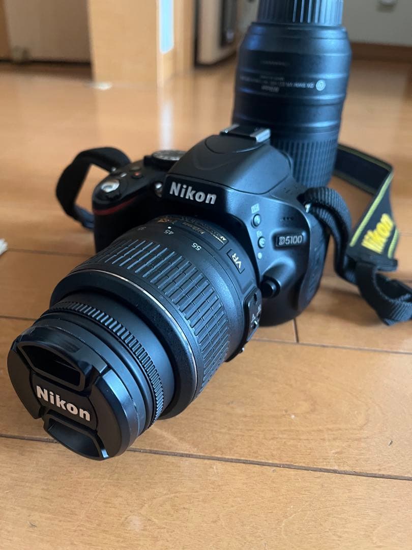 ショット数少：Nikon D5100 18-55/55-300VR Kit