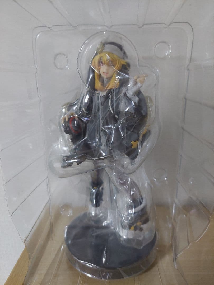 ブリジット POP UP PARADE 黒