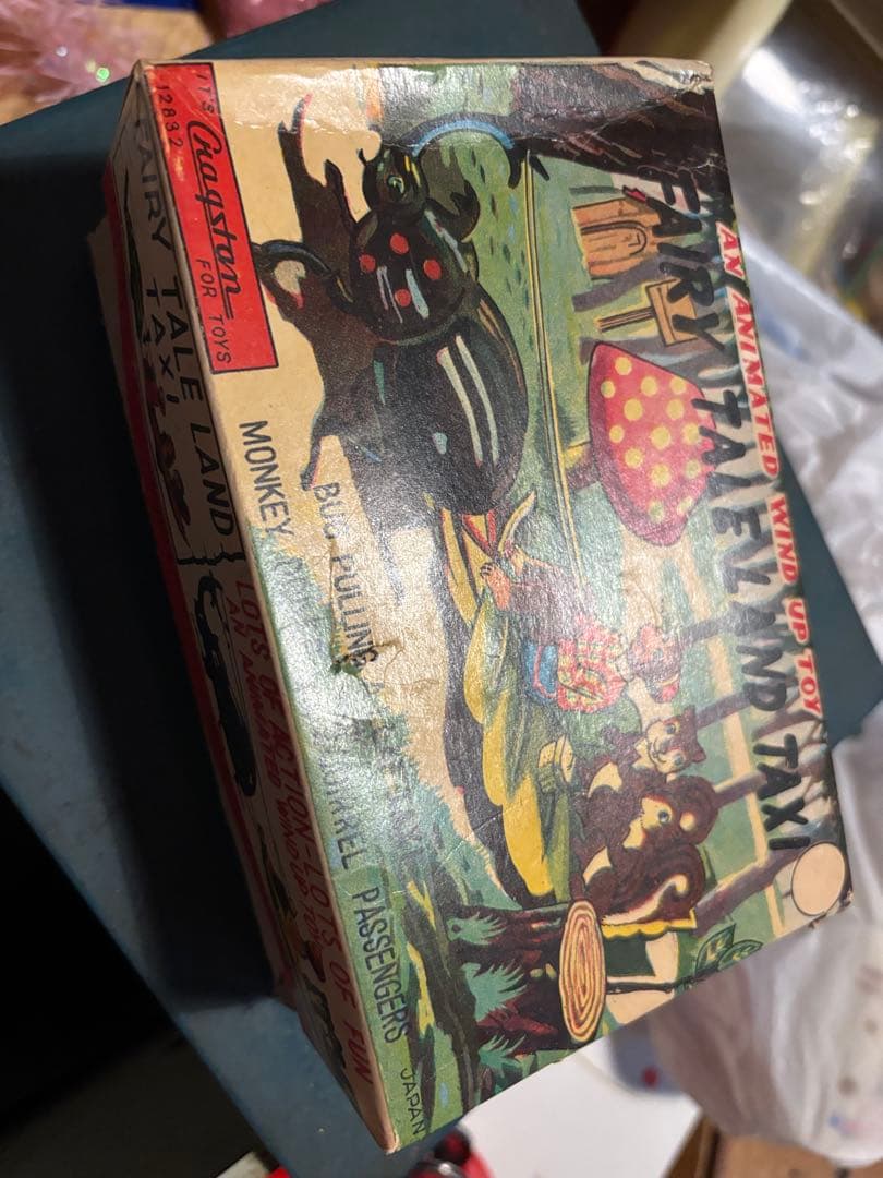 【ブリキ】カラフルなクワガタとお猿とリスのおもちゃ