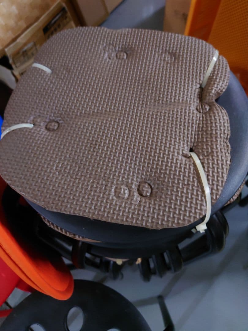 10脚 丸椅子 スタッキングスツール ブラック ニトリ　エコメルカリ便価格