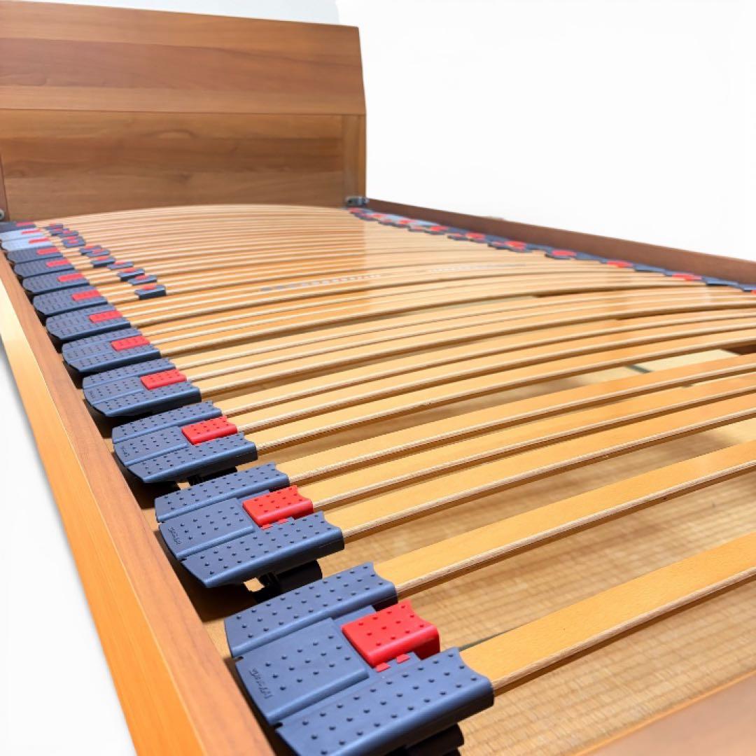 カリモク シングルベッド＋ヒュルスタ製ウッドスプリング＋カリモク マットレス