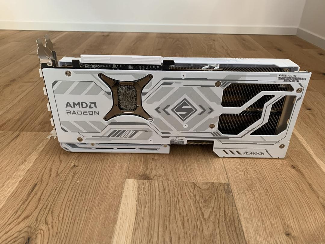 グラフィックボード・グラボ・ビデオカード ASRock Steel Legend RX 9070 XT 16GB