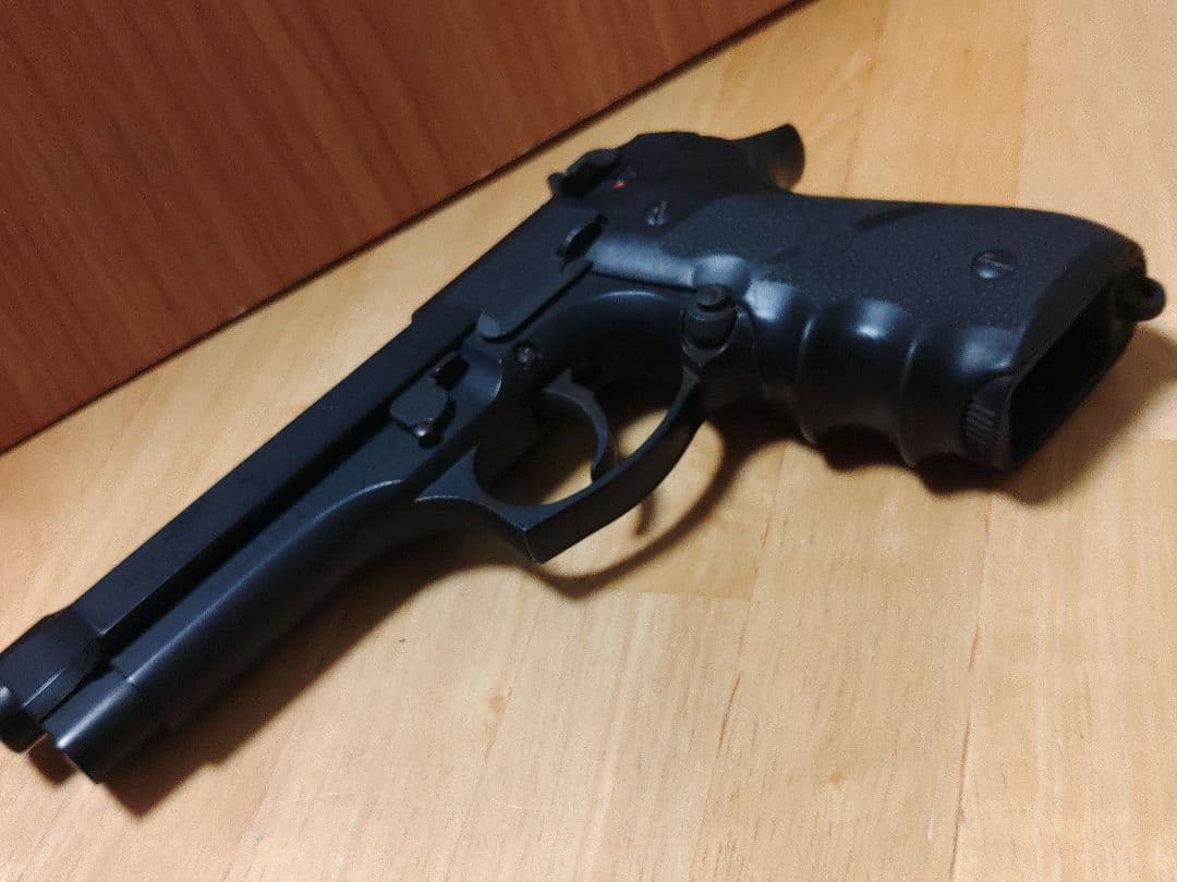 WA　ベレッタ M92FS パーフェクトバージョン　HOGUEグリップ