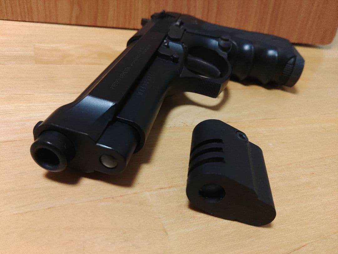 WA　ベレッタ M92FS パーフェクトバージョン　HOGUEグリップ