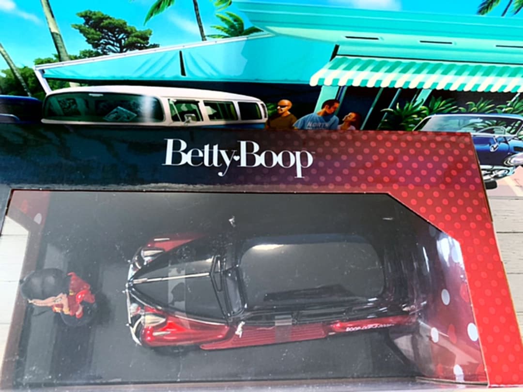 希少‼︎ 美品ベティーちゃんフィギュア付き★1939年シボレーマスターデラックス