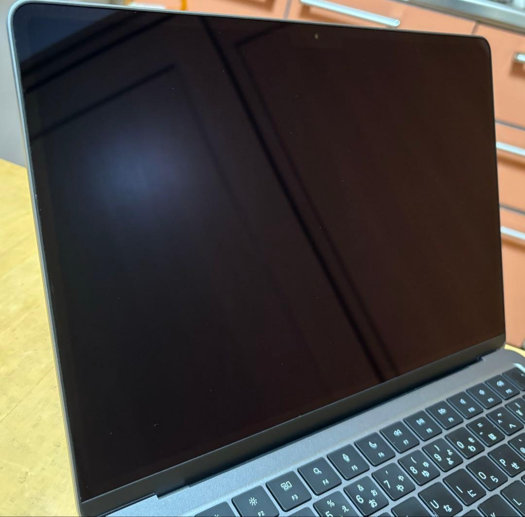 【美品バッテリー100%】MacBook Air m2 8GB SSD256GB