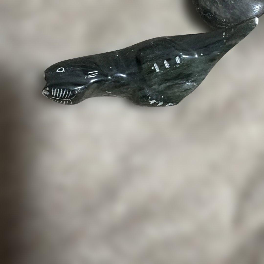 ソープストーン　オットセイ　彫刻置物