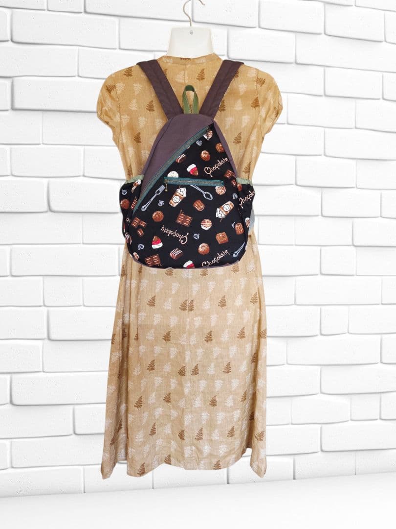 ミケ　しずく型リュック(M)　チョコレート