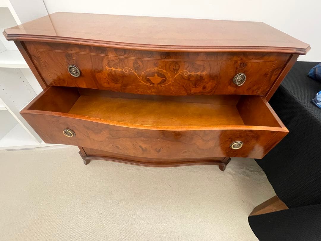 イタリア家具　４段チェスト